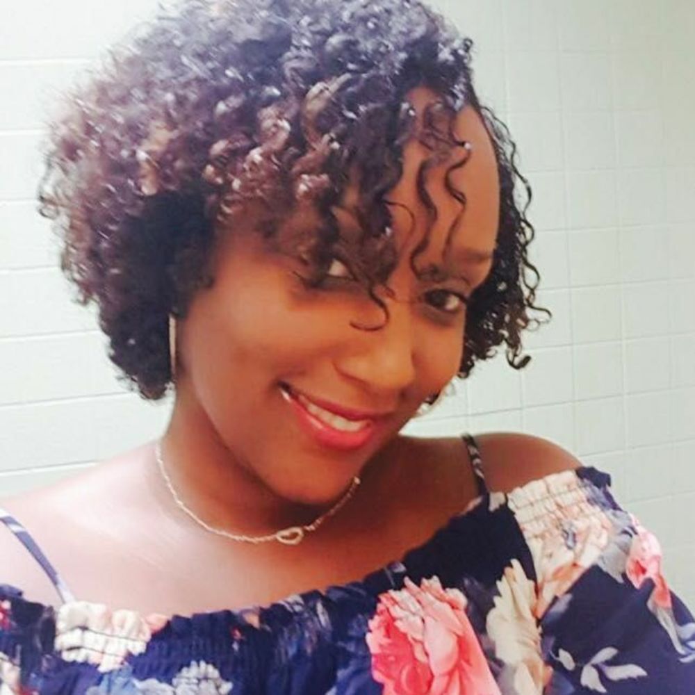 Meet your Posher, Chaina